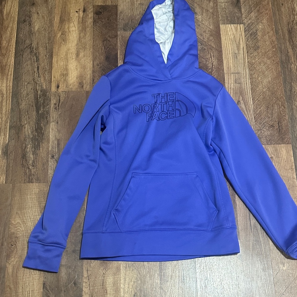 Women’s North face hoodie